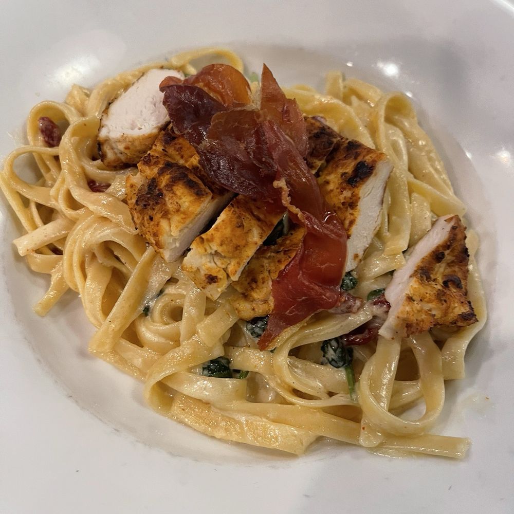 Anna Dolce Ristorante - Chicken Alfredo with the chicken overcooked and dry. The pasta was perfectly cooked. - Italian Near Me - West Des Moines, Iowa Anna Dolce Ristorante - Chicken Alfredo with the chicken overcooked and dry. The pasta was perfectly cooked. - Italian Near Me - West Des Moines, Iowa