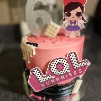 Sweet Lady - LOL Doll Theme cake - Desserts Near Me Sweet Lady - LOL Doll Theme cake - Desserts Near Me