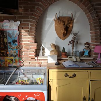 Casa de Los Deseos - ¡Helados! - Hotels Near Me - Villambistia, BU