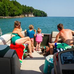 Grand Island Boat Tours