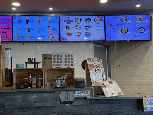 HOJA Bubble Tea & Asian Street Food by null