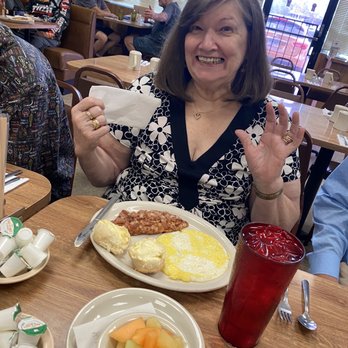 Bread & Butter Cafe - Two Eggs & Corned Beef Hash - Breakfast & Brunch Near Me - Tucson, Arizona Bread & Butter Cafe - Two Eggs & Corned Beef Hash - Breakfast & Brunch Near Me - Tucson, Arizona