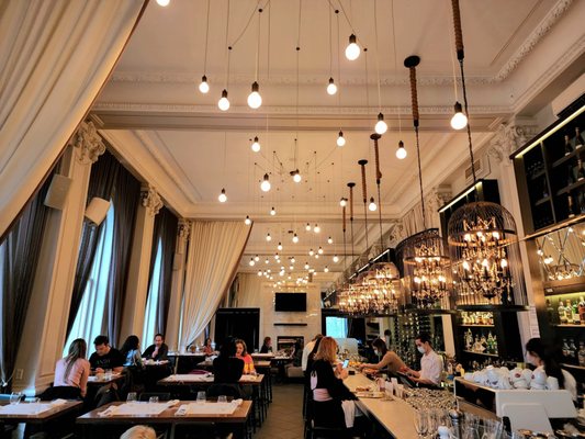 Brasserie 701 by null