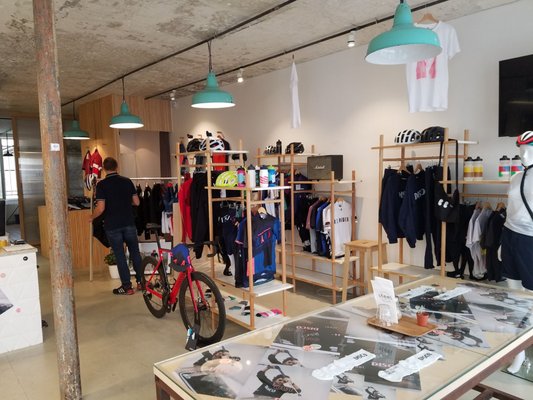 Steel cyclewear & coffee shop by null