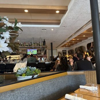 Gemini - Interior - New American Near Me - Chicago, Illinois