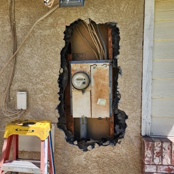 Honey Bee Electric - Start take off old breaker panel - Electricians Near Me Honey Bee Electric - Start take off old breaker panel - Electricians Near Me