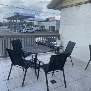 Avondale Vape Shop - Patio - Vape Shops Near Me - Birmingham, Alabama Avondale Vape Shop - Patio - Vape Shops Near Me - Birmingham, Alabama