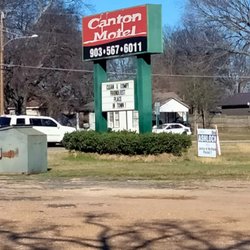 Canton Motel - The sign