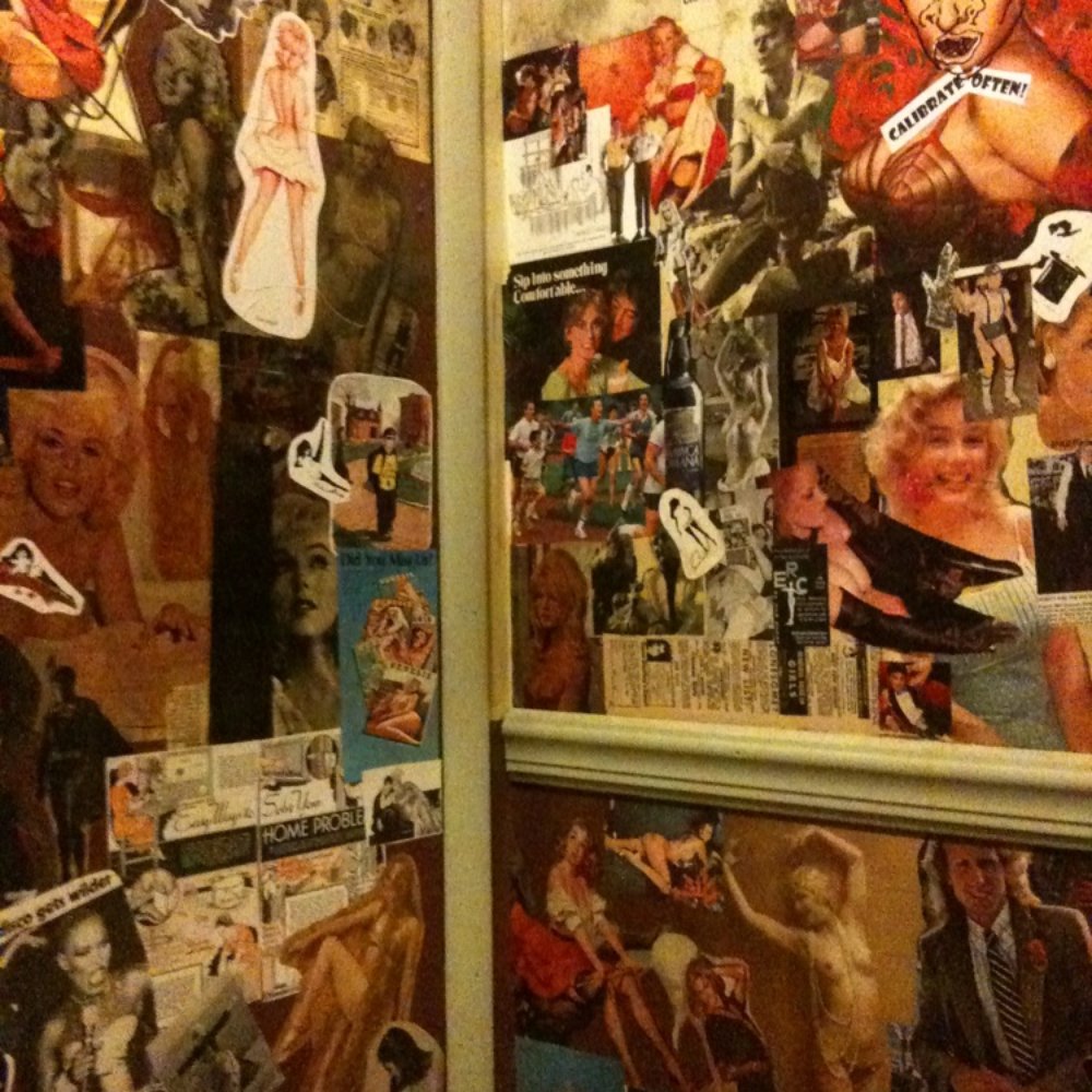The Tin Hat - Interior: restroom, women. - Dive Bars Near Me - Seattle, Washington The Tin Hat - Interior: restroom, women. - Dive Bars Near Me - Seattle, Washington