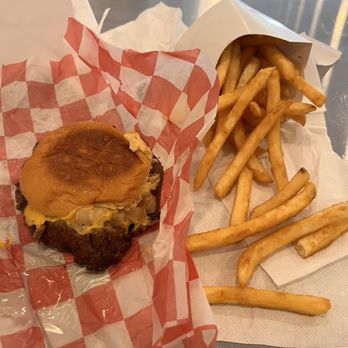7th Street Burger Forest Hills - Single cheeseburger with everything on it is very tasty and the fries are really crispy - Burgers Near Me - Queens, New York