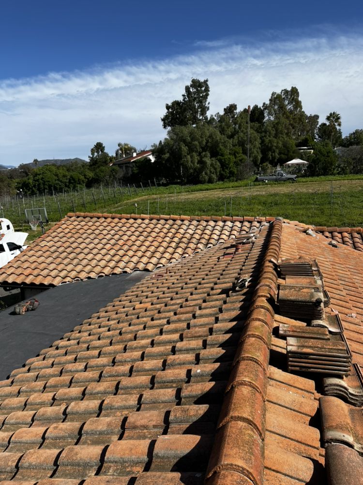 Slide of A&G New Generation Roofing