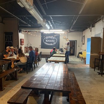 Krootz Brewing Company - Dining Area - Brewpubs Near Me - Gainesville, Texas