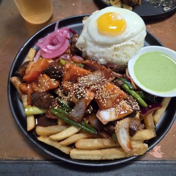 SúperClub - Vietnamese Near Me - Hayward, California