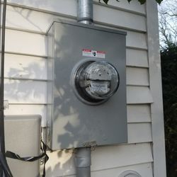 Brite Spark Electrical Contracting - Meter pan installation