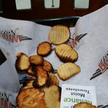 Wing Nutz - Burnt order of Buffalo chips, served to us anyway, even though they all taste like charcoal. - Chicken Wings Near Me - Orem, Utah Wing Nutz - Burnt order of Buffalo chips, served to us anyway, even though they all taste like charcoal. - Chicken Wings Near Me - Orem, Utah
