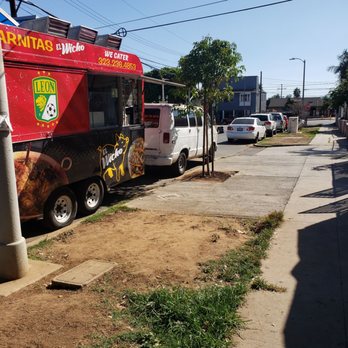 Carnitas El Wicho - Cross street is 4th St - Food Trucks Near Me - Los Angeles, California Carnitas El Wicho - Cross street is 4th St - Food Trucks Near Me - Los Angeles, California