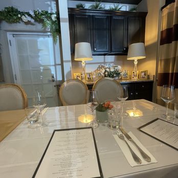 Motier - French Near Me - Clifton, Virginia