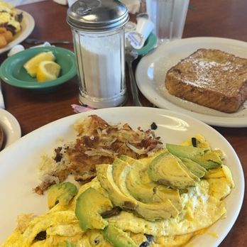 Bobbie's Southern Kitchen - Texas Omelette and French Toast a la carte - American Near Me - San Antonio, Texas
