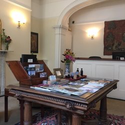 Henrietta House - Loads of local information about current events, from concerts to film festivals.