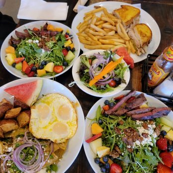 Farmer's Table - Healthy & delicious food - New American Near Me - La Mesa, California