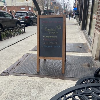 Jungle Juice Cafe - Juice Bars & Smoothies Near Me - Brooklyn, New York