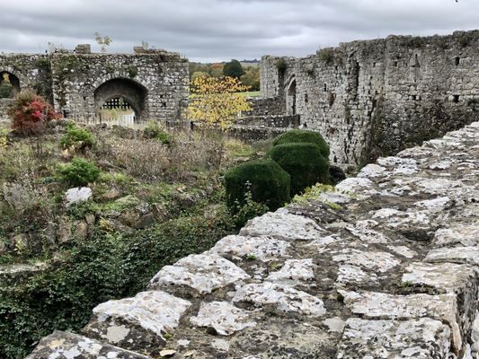 Leeds Castle by null