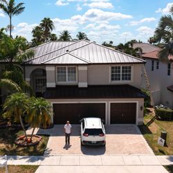 Academia Roofing and Solar