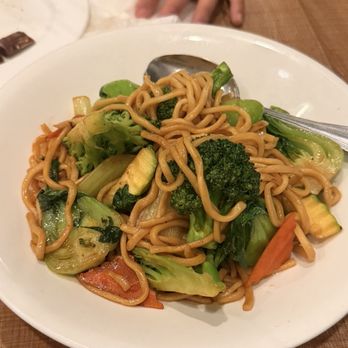 606 - Chow mein - Hong Kong Style Cafe Near Me - San Francisco, California