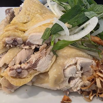 Thu Bakery & Restaurant - Hai nam chicken. 2/5 way overcooked. It lacks the chewiness and bite of a free range chicken - Vietnamese Near Me - San Jose, California Thu Bakery & Restaurant - Hai nam chicken. 2/5 way overcooked. It lacks the chewiness and bite of a free range chicken - Vietnamese Near Me - San Jose, California