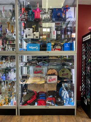 EASTCHESTER TOBACCO - Updated July 2026 - 12 Photos - 20 Mill Rd, Eastchester, New York - Tobacco Shops - Phone Number