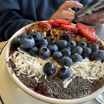 Snow City Cafe - Açaí bowl - Breakfast & Brunch Near Me - Anchorage, Alaska