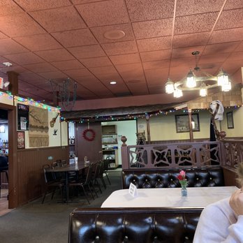Sunset Grill Restaurant - Inside - American Near Me - Hillsboro, Oregon Sunset Grill Restaurant - Inside - American Near Me - Hillsboro, Oregon