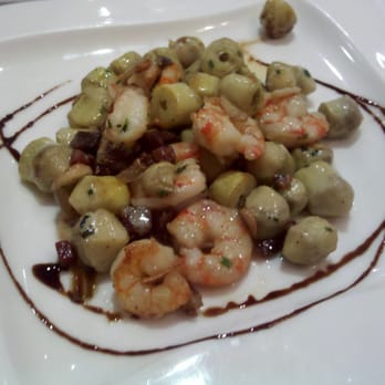 Restaurant Manolo - shrimp and baby artichoke heart appetizer - Seafood Near Me - Tarragona, T