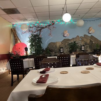 Ying's Thai-Sushi - Party room - Sushi Bars Near Me - Sandy, Utah Ying's Thai-Sushi - Party room - Sushi Bars Near Me - Sandy, Utah