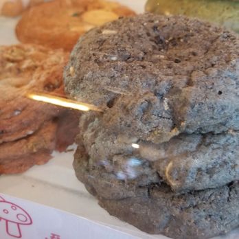Oishiii Sweets - Desserts Near Me - Toronto, Ontario Oishiii Sweets - Desserts Near Me - Toronto, Ontario