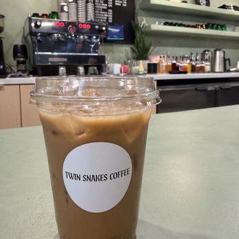 Twin Snakes Coffee - Earl Grey latte - Coffee & Tea Near Me - Sacramento, California Twin Snakes Coffee - Earl Grey latte - Coffee & Tea Near Me - Sacramento, California