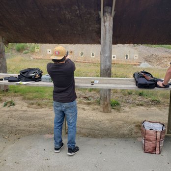 Circle S Ranch & Outdoor Shooting Range - Pistol rand 25 yards no rapid fire or else people will give u dirty looks - Gun/Rifle Ranges Near Me - Petaluma, California Circle S Ranch & Outdoor Shooting Range - Pistol rand 25 yards no rapid fire or else people will give u dirty looks - Gun/Rifle Ranges Near Me - Petaluma, California