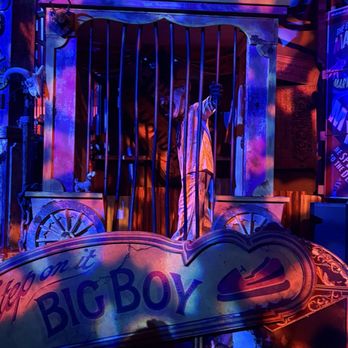 Halloween Horror Nights - Haunted Houses Near Me - Orlando, Florida