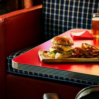 Trophy Room - Comfort Food Near Me - Annapolis, Maryland Trophy Room - Comfort Food Near Me - Annapolis, Maryland