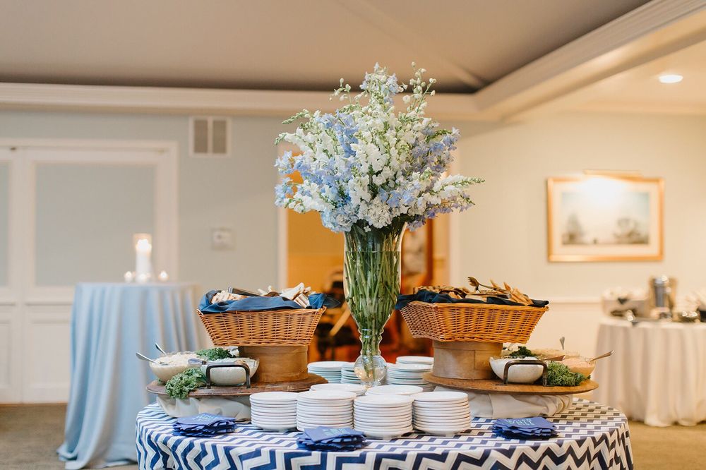 THE WANDERING FLORIST Updated October 2024 98 Larchmont Ln, Hanover