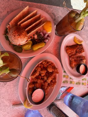 Snappers Oceanfront Restaurant & Bar by null
