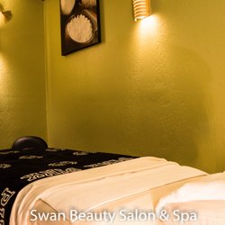 SWAN Beauty Salon & Spa - Massage Room
