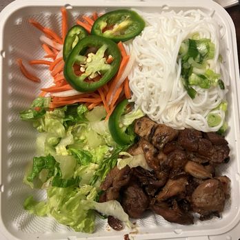 Curbside - 11. Vermicelli Noodle Bowl with Chicken - Food Trucks Near Me - Seattle, Washington Curbside - 11. Vermicelli Noodle Bowl with Chicken - Food Trucks Near Me - Seattle, Washington