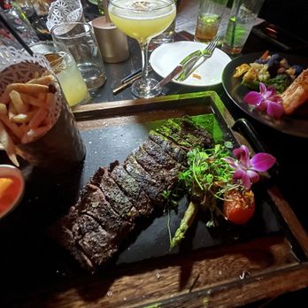 MainRō - Signature ribeye plate - Supper Clubs Near Me - Los Angeles, California MainRō - Signature ribeye plate - Supper Clubs Near Me - Los Angeles, California