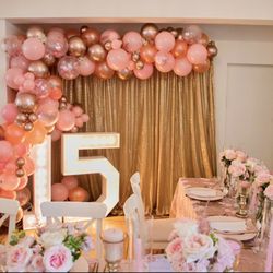 The VandenBerg House - Celebration for 28 seated