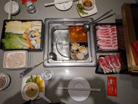 Haidilao Hot Pot Toronto Downtown by null