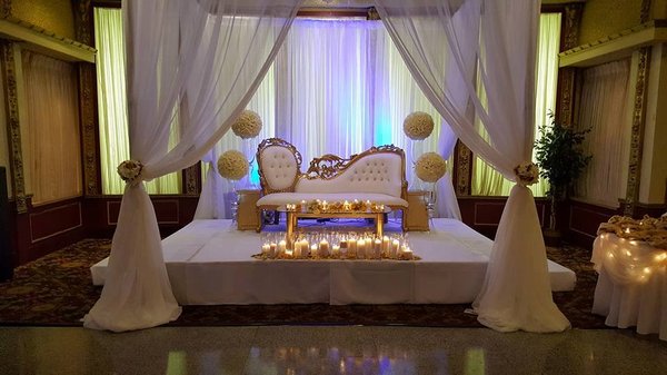 La Fontaine Bleue by null