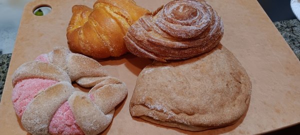 Dane's Bakery by null
