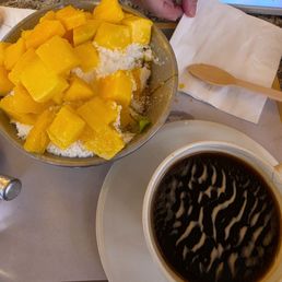 Black coffee and mango bingsoo Black coffee and mango bingsoo