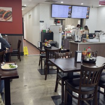 Banh Mi Amour - Inside seating - Vietnamese Near Me - Visalia, California